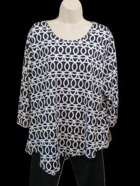 Lulu B Geometric Black & White Knit Top 3/4 Sleeve Round Neck Size 1X